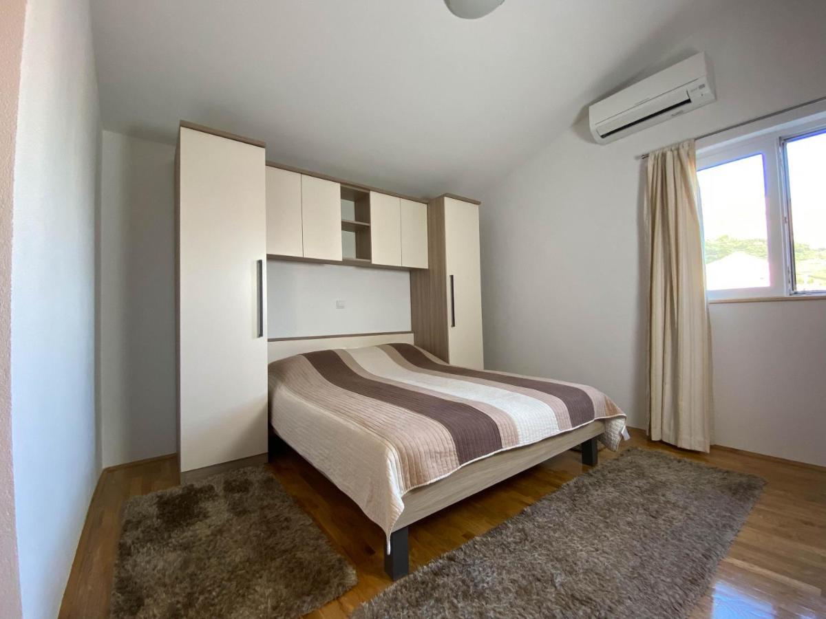 Apartman Ivan Hotel Makarska Ngoại thất bức ảnh