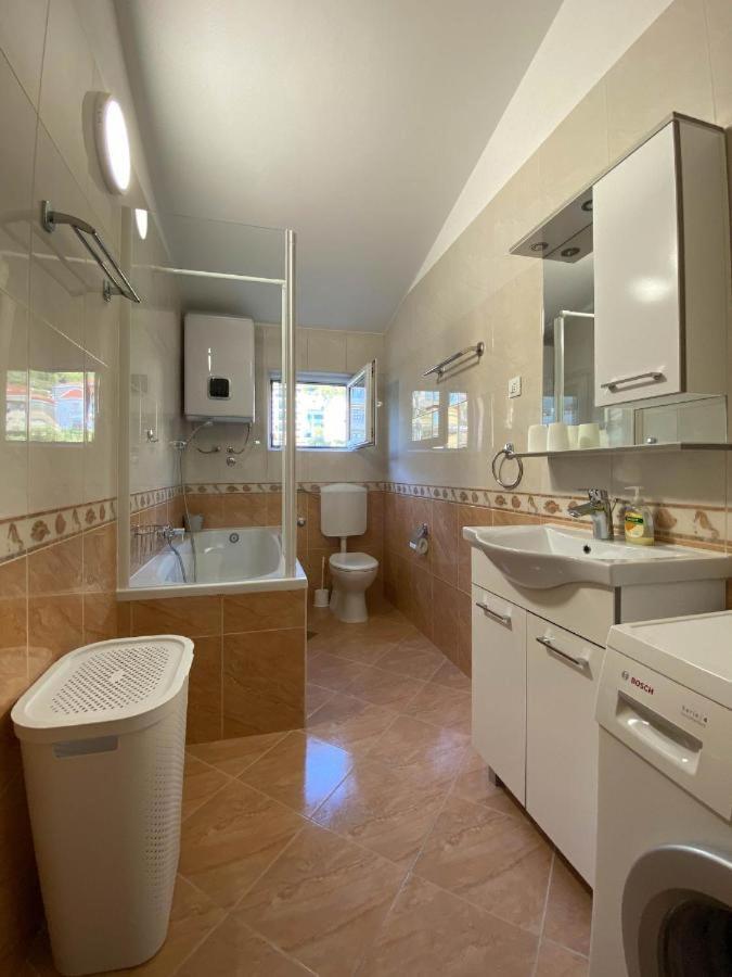 Apartman Ivan Hotel Makarska Ngoại thất bức ảnh
